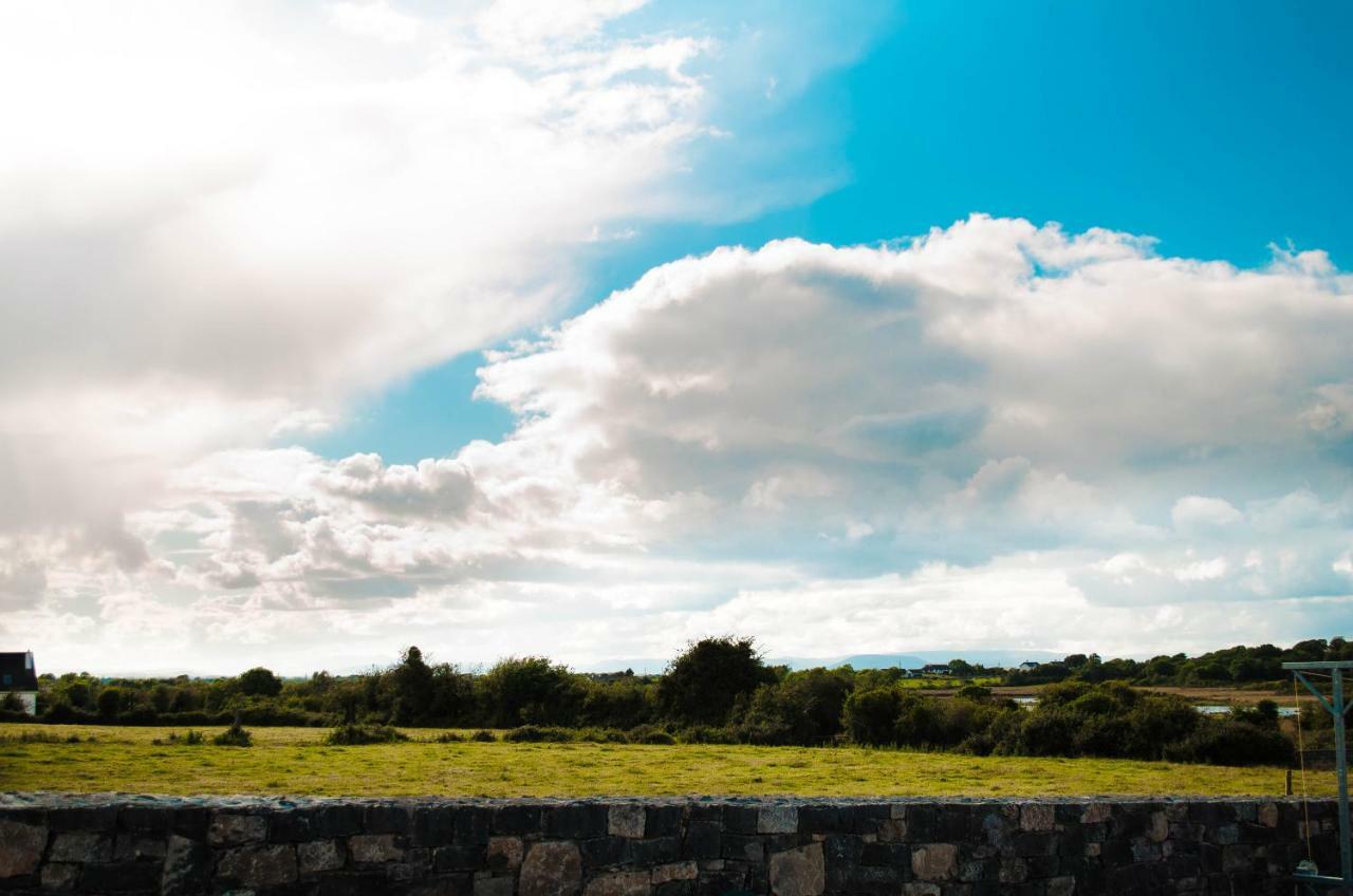 Corrib View Farmhouse Galway Exterior foto
